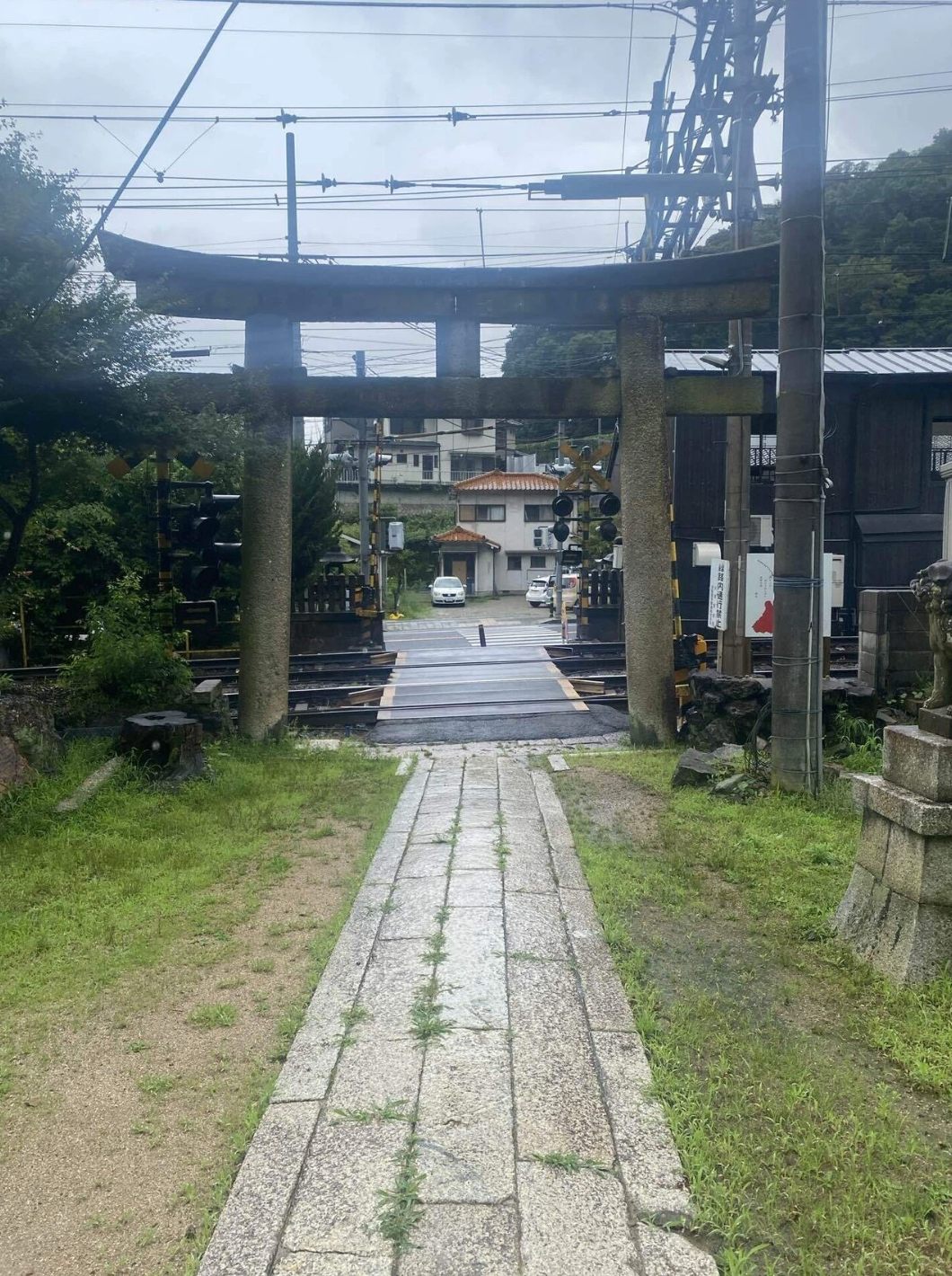 関蝉丸神社